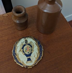 Vintage Stratton compact mirror